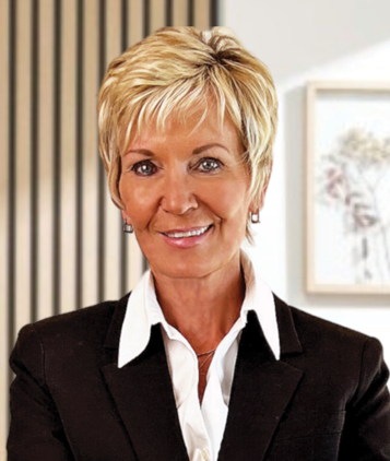 Joan Pok